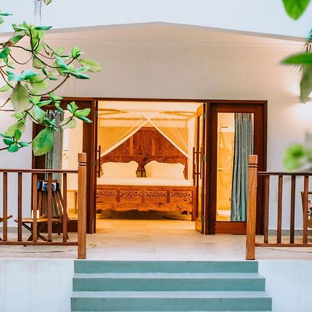 Kivuli Beach Resort Paje Luaran gambar